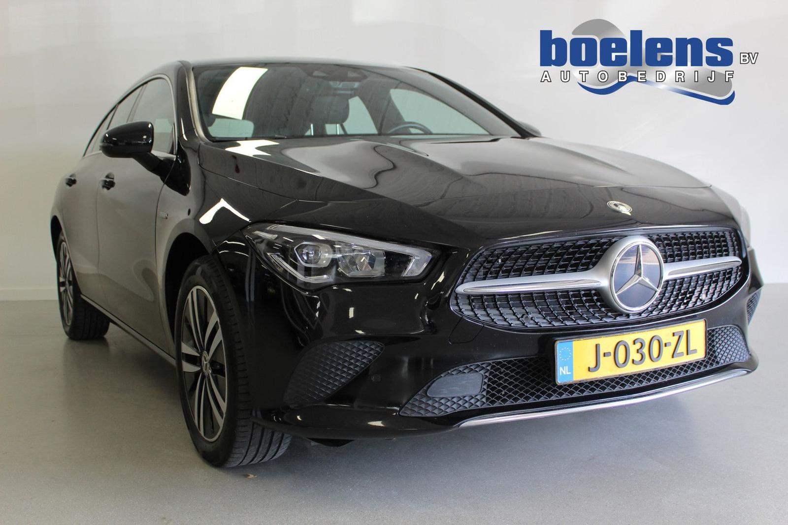 Mercedes-Benz CLA 250 Shooting Brake e Business Solution Luxur