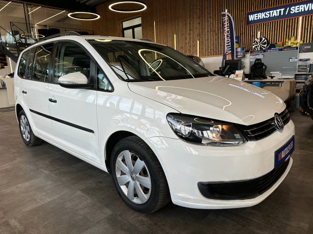 MYAUTOCENTER – Gebraucht- und Jahreswagen mit Werkstattservice in Pfaffenhofen Volkswagen Touran *7-SITZER*TÜV 827*2-ZONEN*PDC*DACHRELING