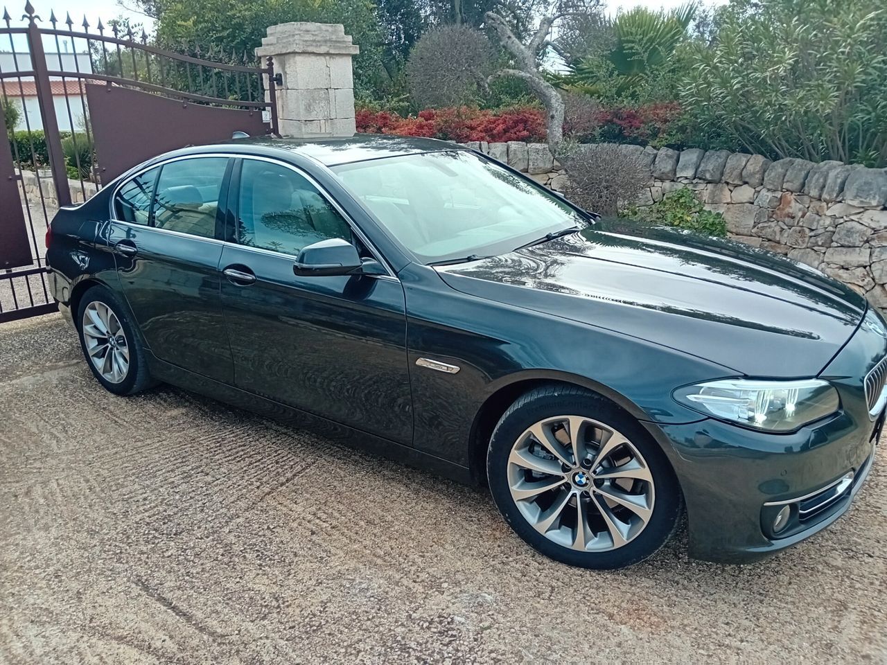 BMW 520 - 1
