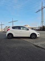 Hyundai i20 FIFA World Cup Edition - Hyundai i20 mit Diesel-Antrieb