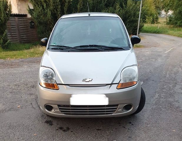 Chevrolet Matiz mit Winterreifen