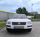 Volkswagen Wolfswagen Passat Variant 1.8T - Volkswagen Passat Variant: W8