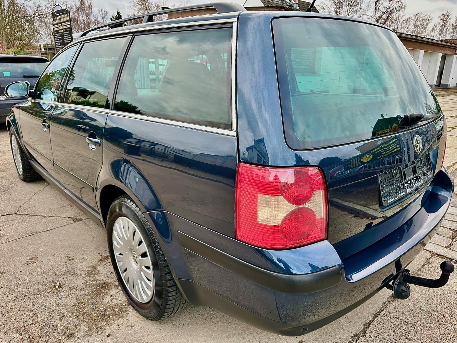 Volkswagen Passat 2004 — photo 14