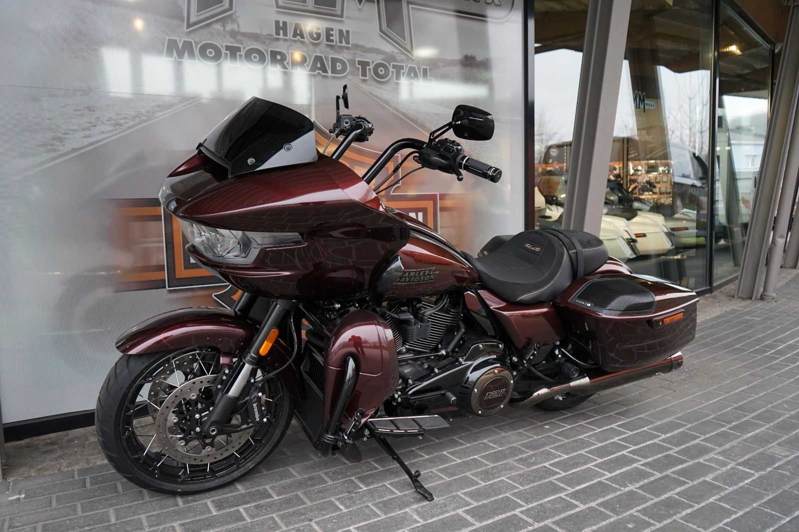 Fahrzeugabbildung Harley-Davidson Road Glide CVO