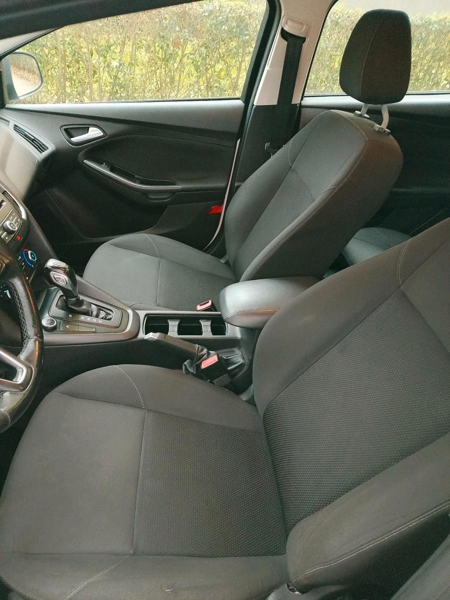 Ford Focus 2015 — photo 11