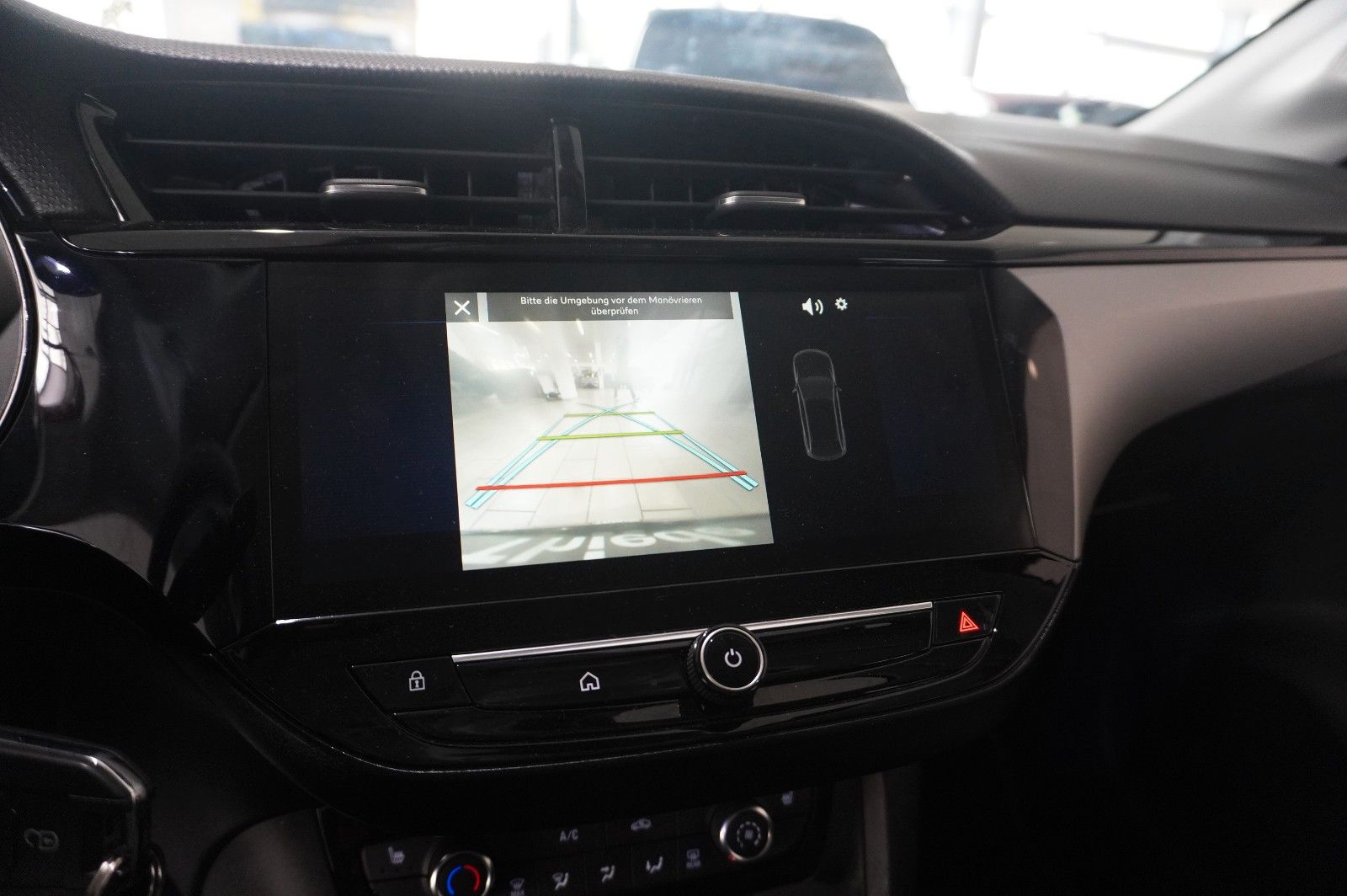 Fahrzeugabbildung Opel Corsa F 1.2 FACELIFT NAVI/LED/KAMERA/VIRT/SH/DAB