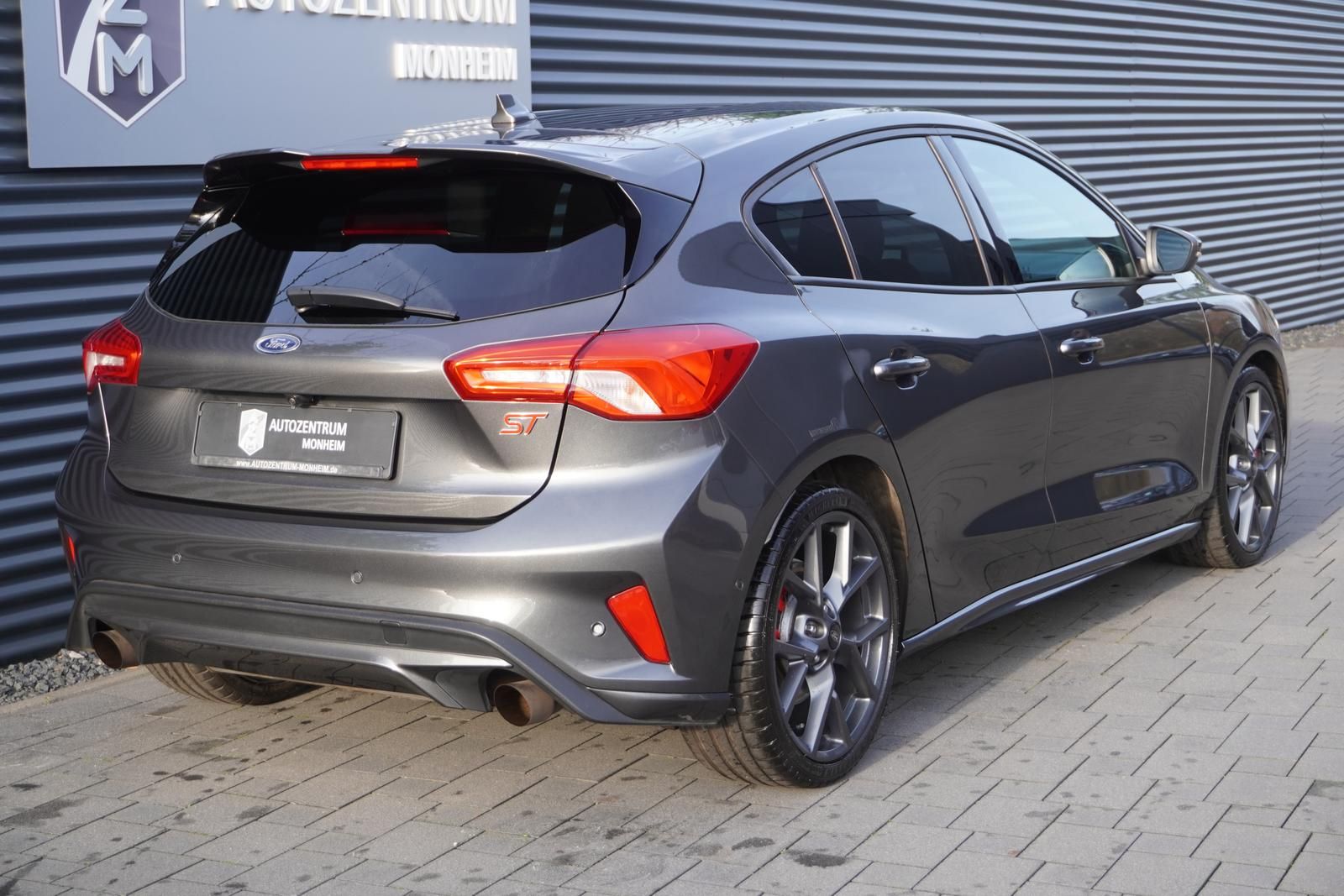 Ford FOCUS ST PERFORMANCE RECARO VIRTUAL KAMERA B&O foto 9