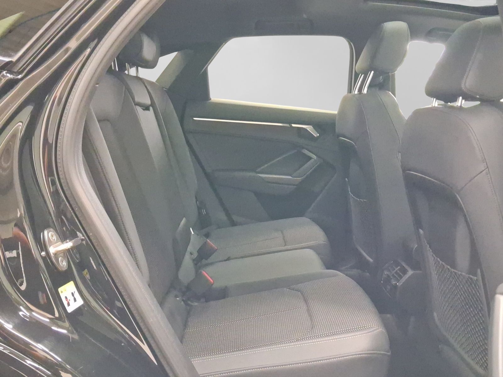 Audi Q3 Sportback 45 TFSI e 2x S LINE PANO LM20 SONOS foto 6