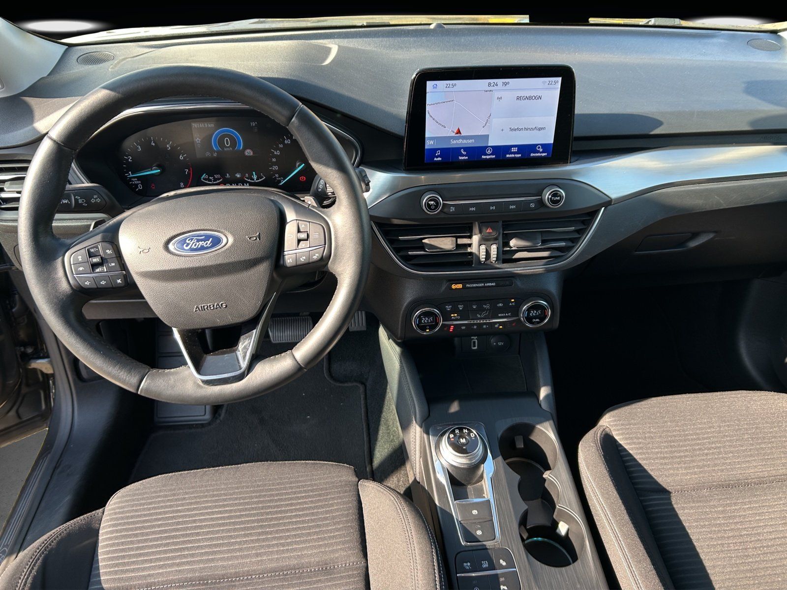 Fahrzeugabbildung Ford Focus 1.0 EcoBoost Titanium Kamera/Navi/LED