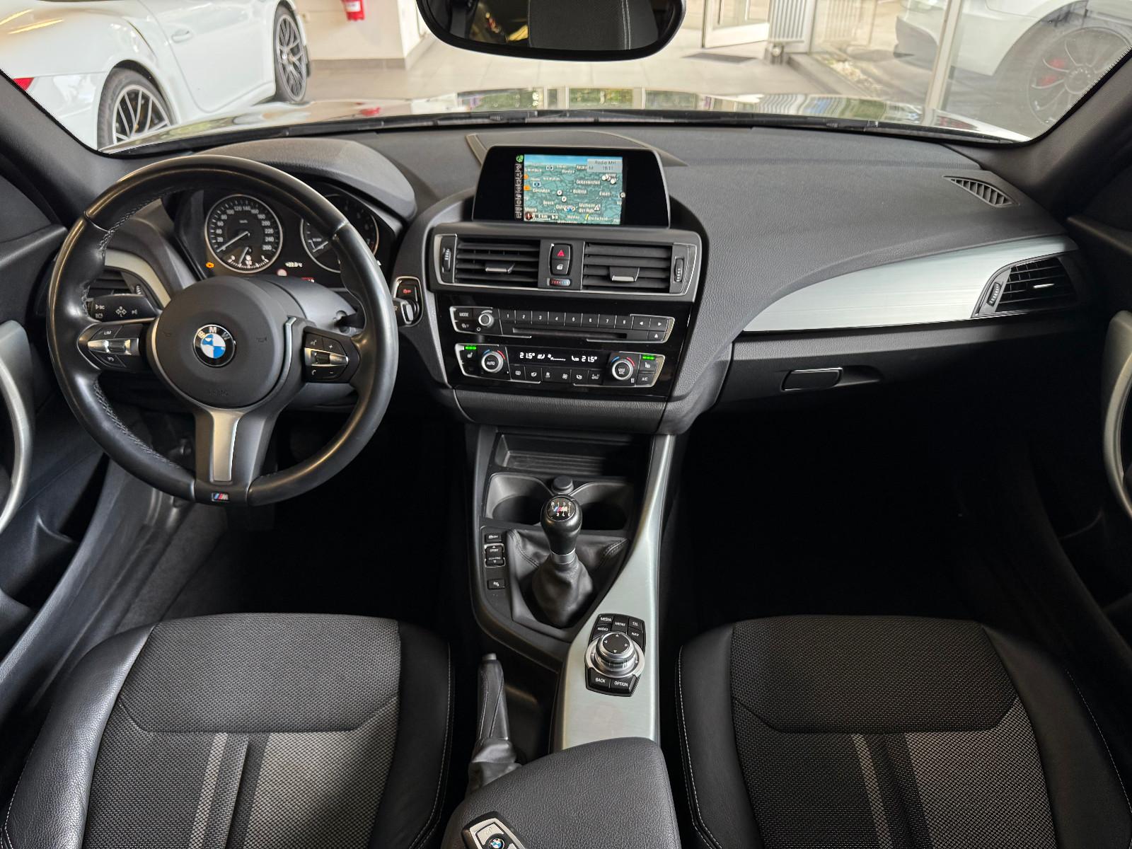 BMW 120i Urban Line M Adaptiver-LED Keyless Hi-Fi