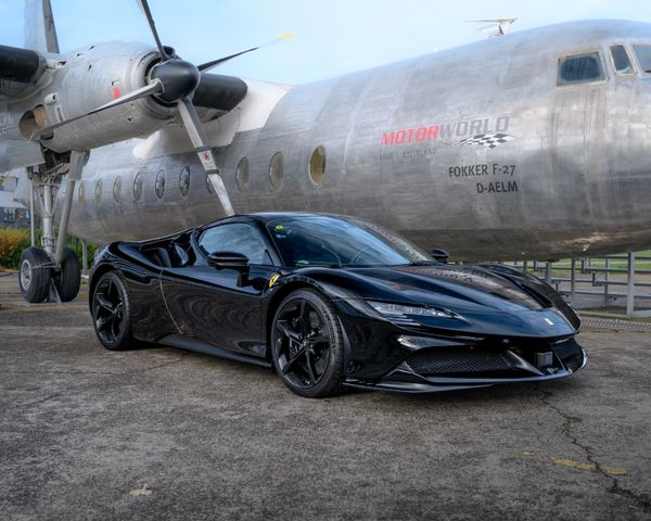 Ferrari SF90 Spider