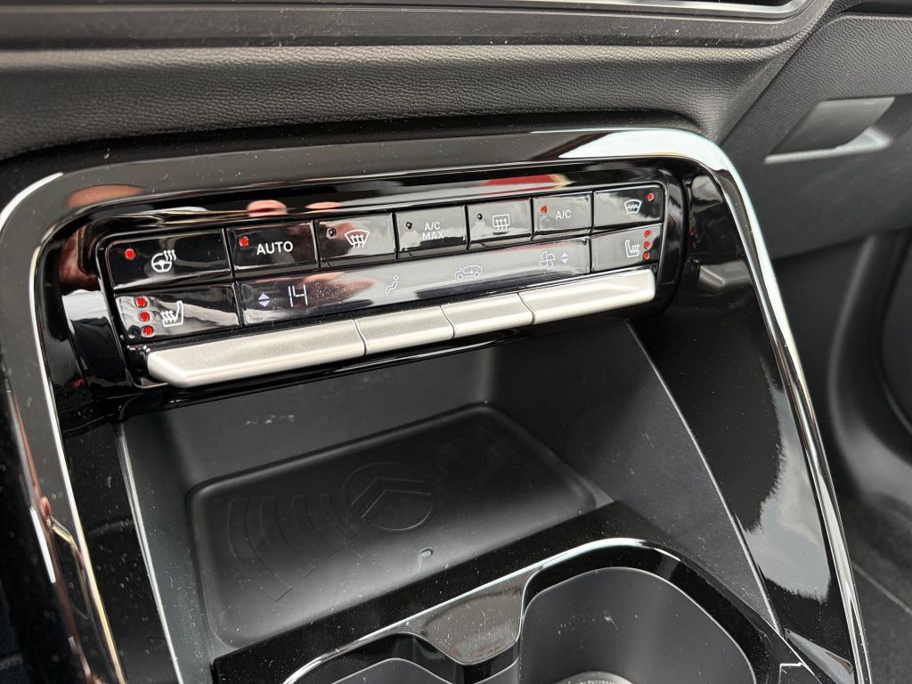 Fahrzeugabbildung Citroën C3 Turbo 100 MAX Winter Paket*Ganzjahresreifen