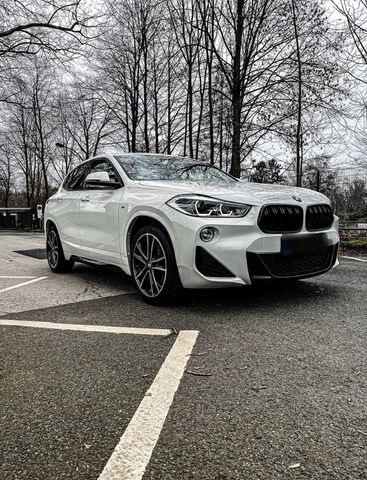 BMW BMW X2 18i M Paket