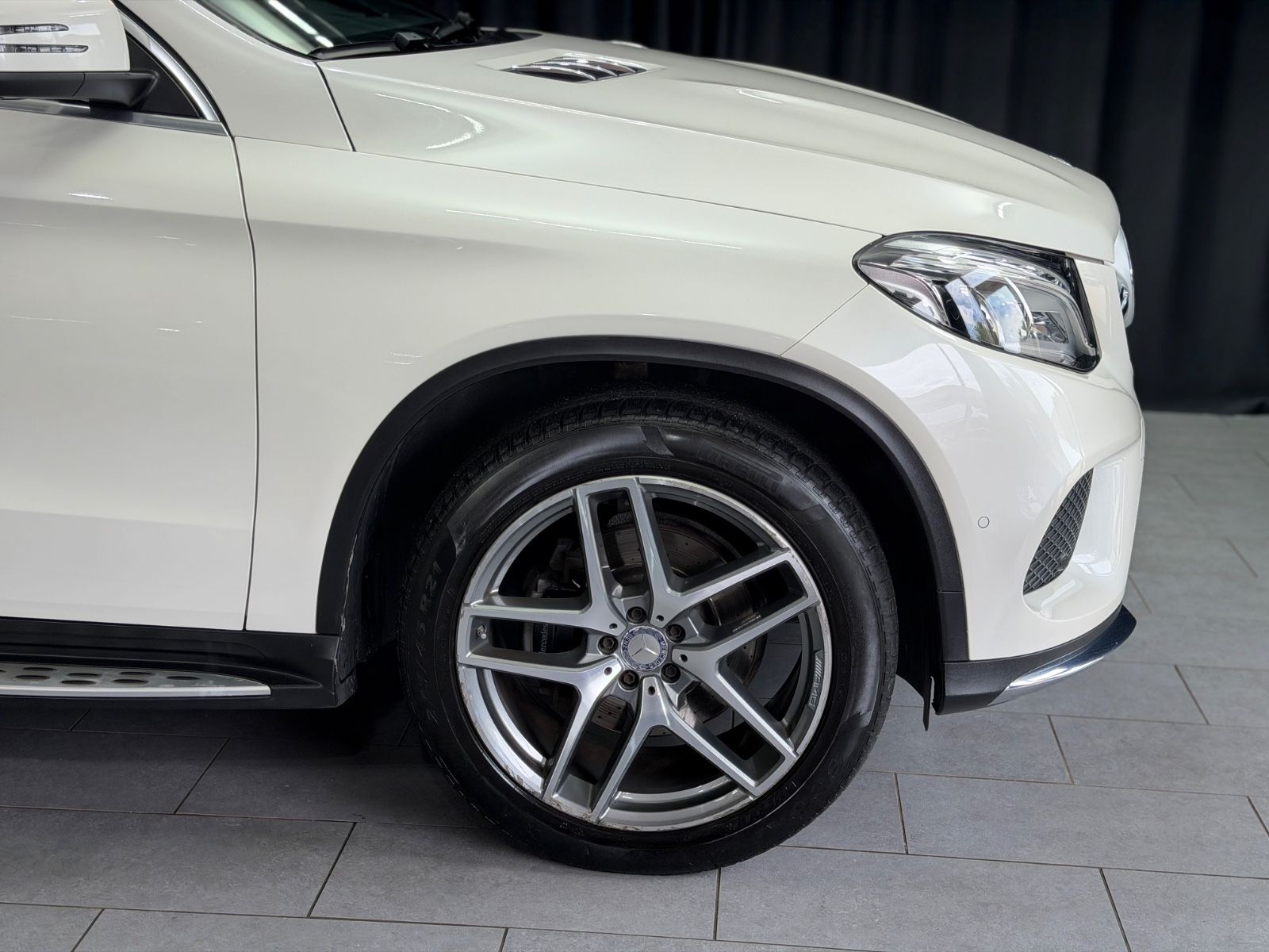 Fahrzeugabbildung Mercedes-Benz GLE 350 d Coupe 4Matic|TV|PANO|AMG-LINE|VOLL|22"