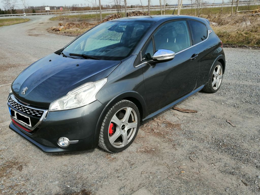 Peugeot 208