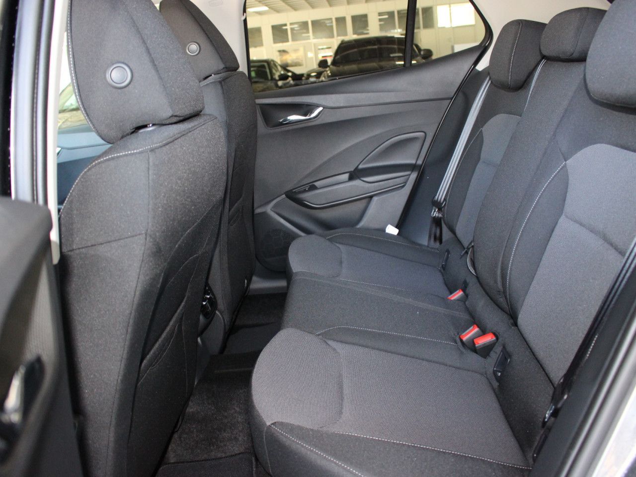 Fahrzeugabbildung SKODA Fabia 1.0 TSI Selection RFK/PDC/APP/beheizbare