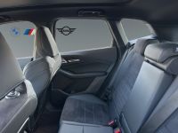 BMW 223 Active Tourer - Vorschau Bild 12