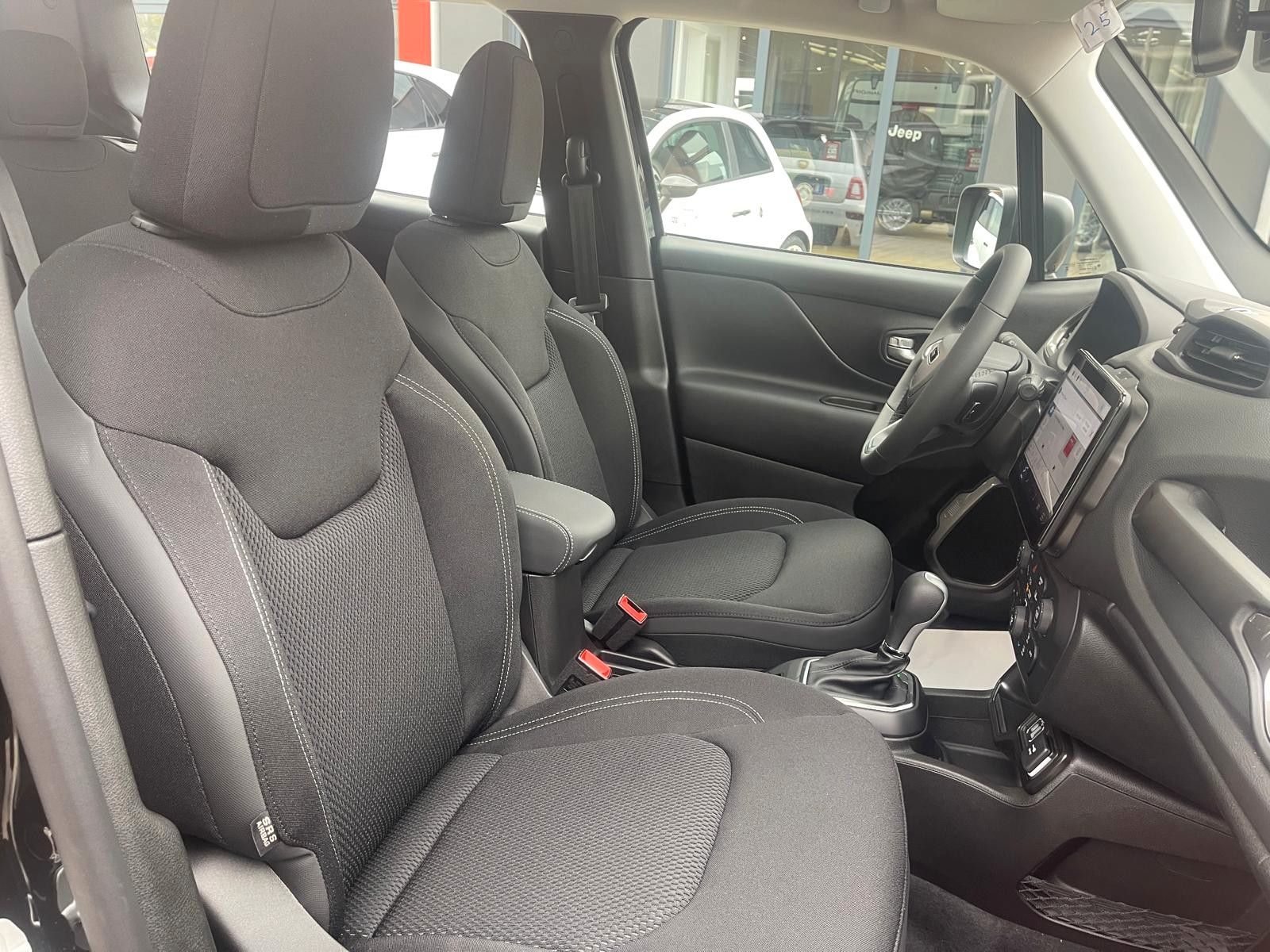 Jeep Renegade - Bild 10