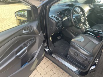 Ford Kuga - 9