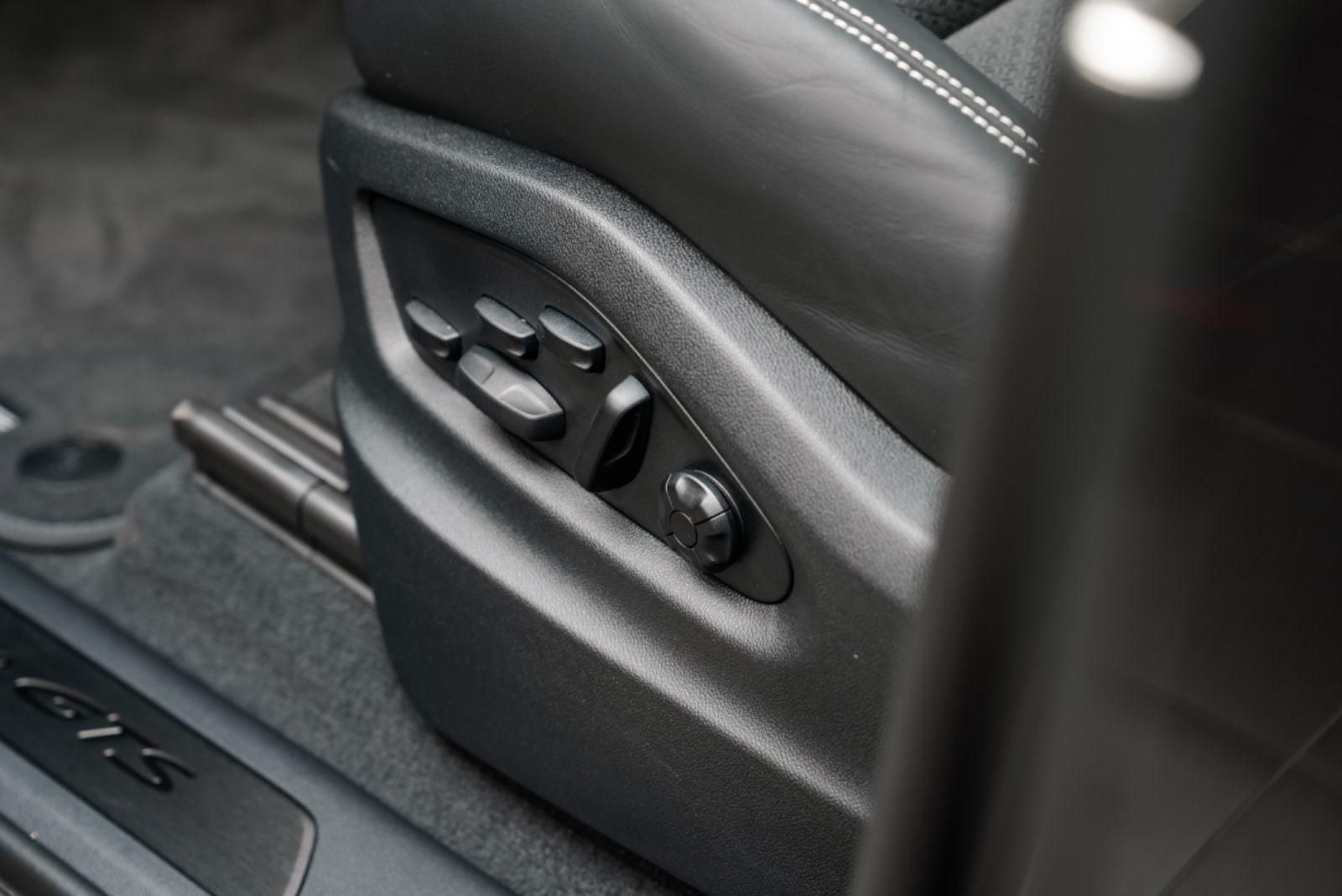 Fahrzeugabbildung Porsche Cayenne Coupé GTS REAR AXLE/HUD/360/PASS DISPL