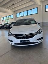 Opel Astra 1.6 CDTI 136CV 4 porte aut. Advance - Opel Astra mit Diesel-Antrieb: 1.4
