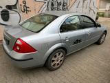 Ford ford mondeo 2.0 Benzin - Ford Mondeo aus 2003: 2.0