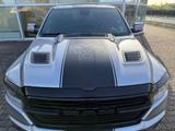 Dodge RAM 5.7 V8*LARAMIE*AHK*LIFT*4X4*PANORAMADACH* - Dodge: Händler