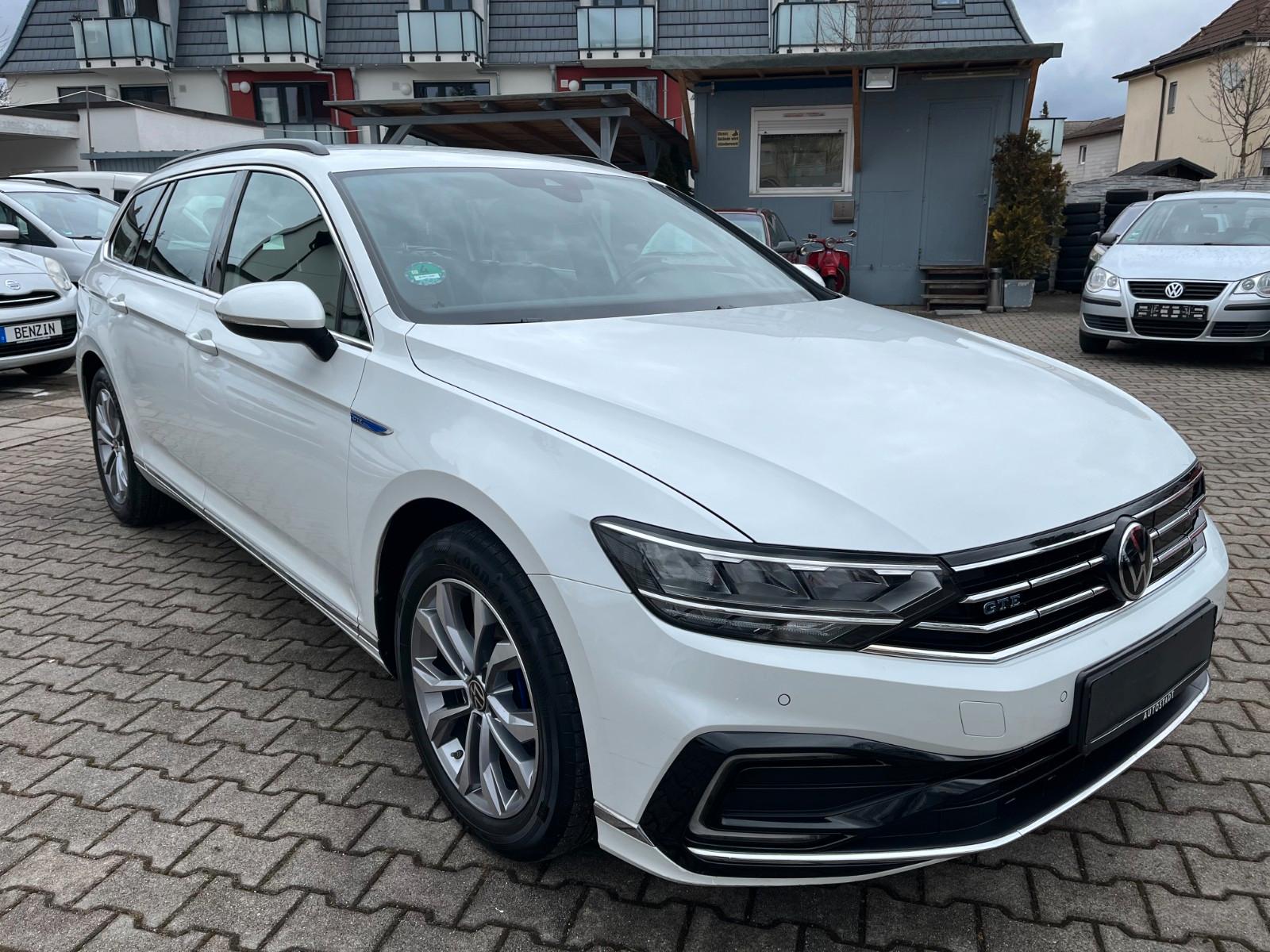 Volkswagen Passat Variant GTE Plug-in Hybrid,Leder /
