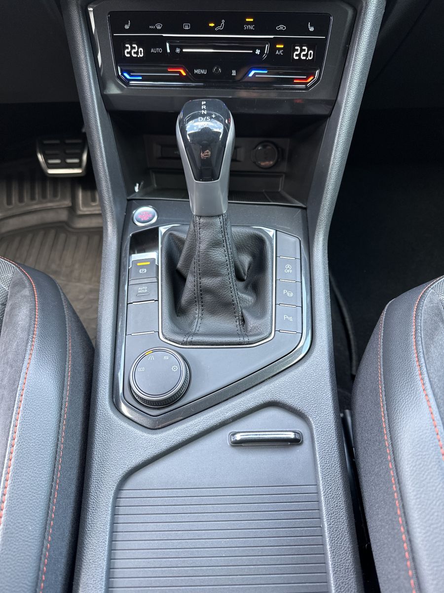 Fahrzeugabbildung SEAT Tarraco 2.0 TDI DSG FR NAV+LED+VCOCK+BEATS+ACC