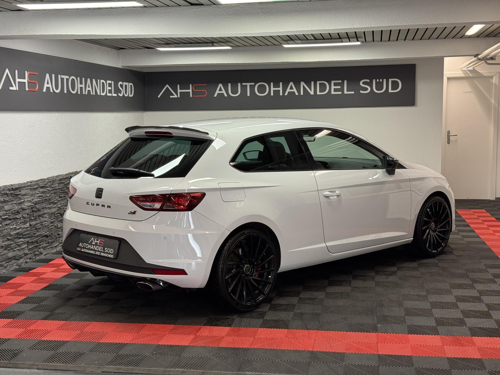 Seat Leon SC Cupra 2.0 TSI 265 ch BVM / Semi-cuir / LED / GPS tactile / Sièges chauffants