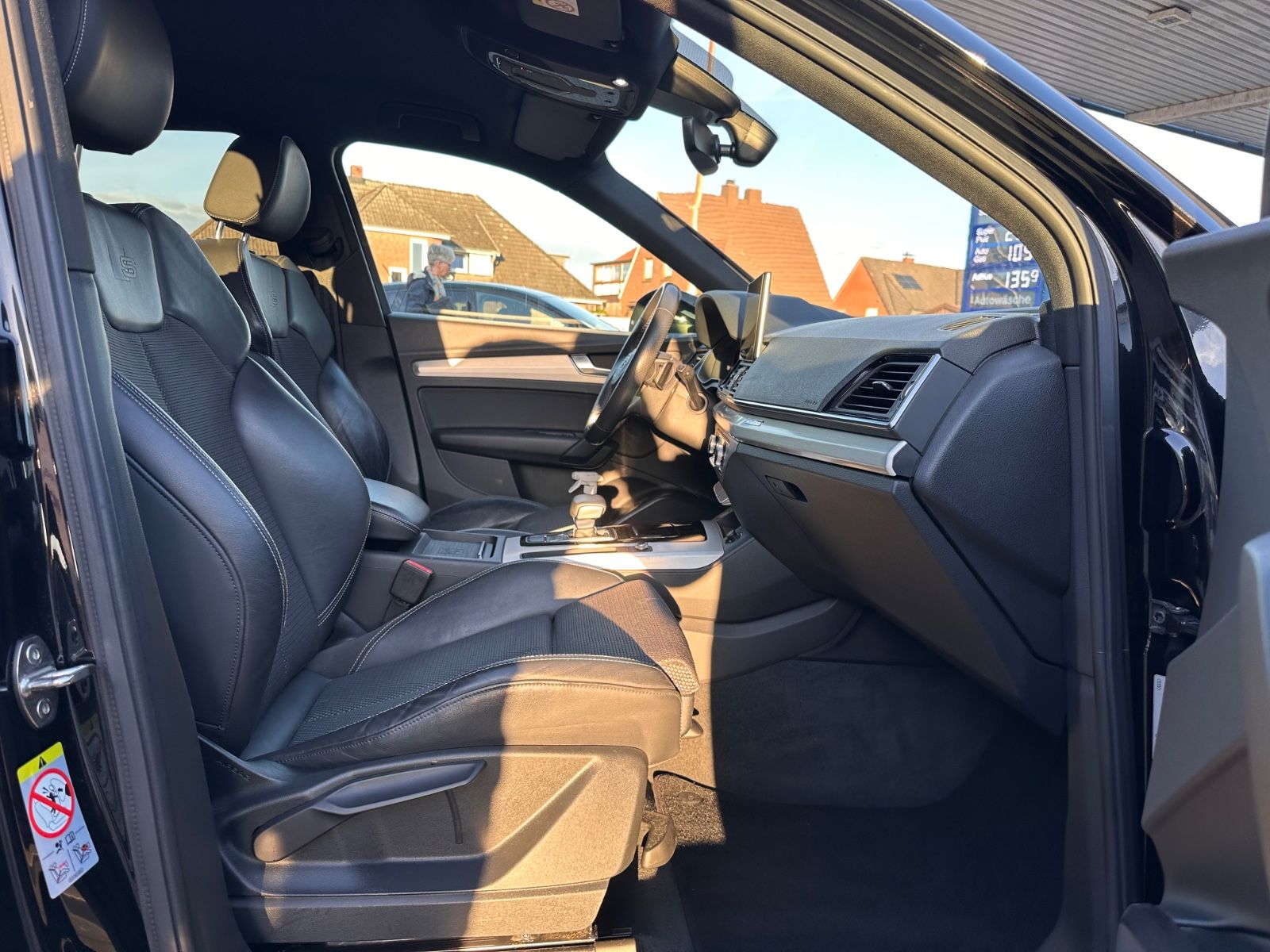 Fahrzeugabbildung Audi Q5 40 TDI quattro S line AHK/ACC/Navi/APP/LED