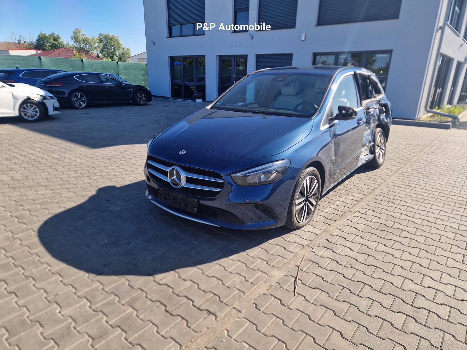 Mercedes-Benz B 200 1.3 KAT 4Matic (247.088)