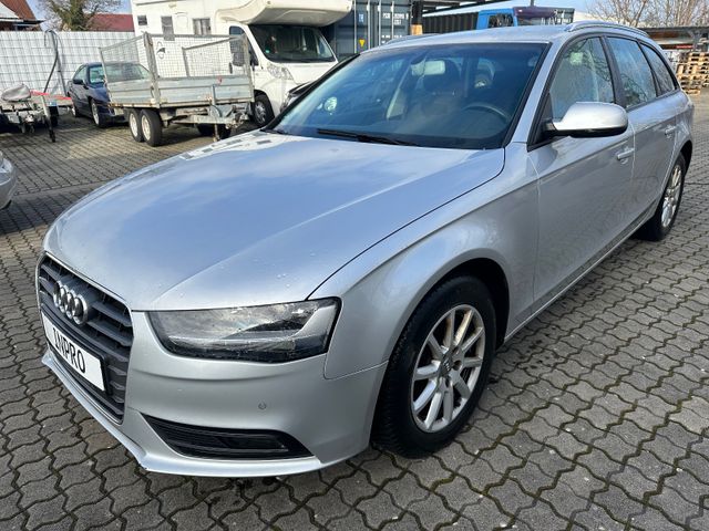 Audi A4 Avant Attraction 1,8 TFSI Automatik