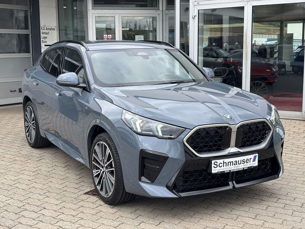 Image of BMW X2