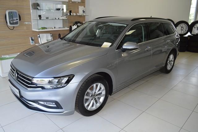 Volkswagen Passat Variant Business 1.5 TSI DSG LED Navi Anh