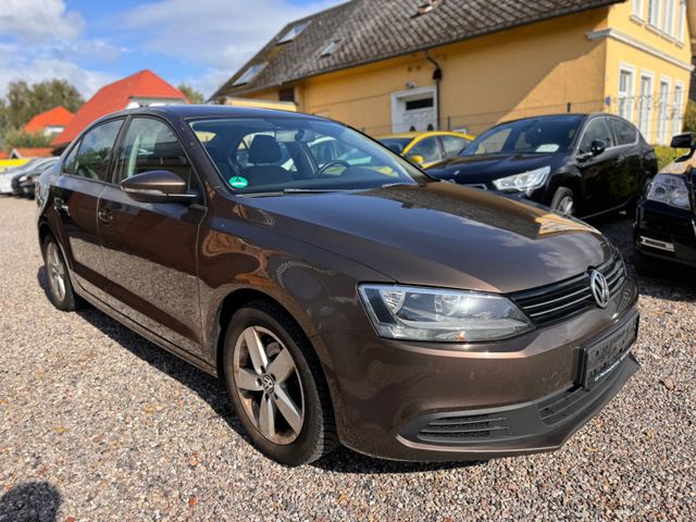 Volkswagen Jetta VI Comfortline 1.2 PDC*ALU*KLIMA*2.HAND