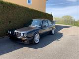 BMW 318i E30 - BMW aus 1990: E30