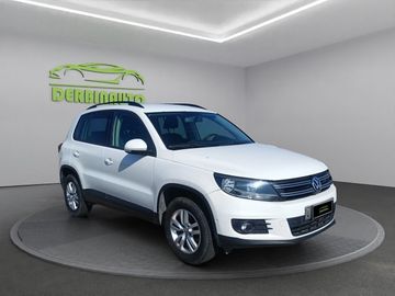 Volkswagen Tiguan - 2