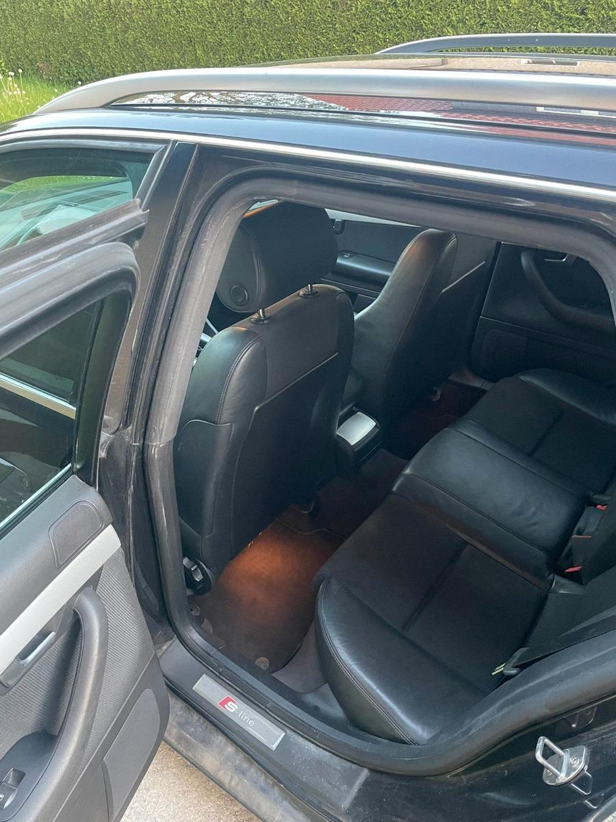 Audi A4 2005 — photo 7