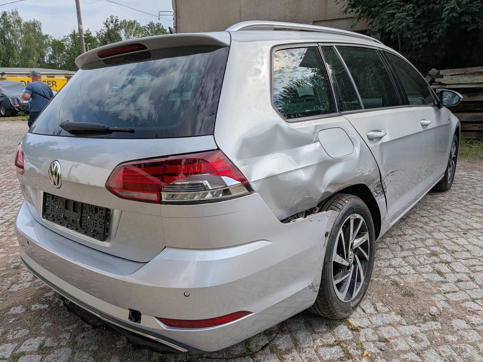 Volkswagen Golf Join Start-Stopp 1.6 TDI Automatik