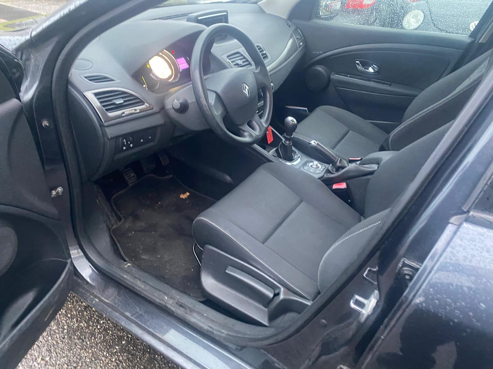 Renault Megane 2013 — photo 7