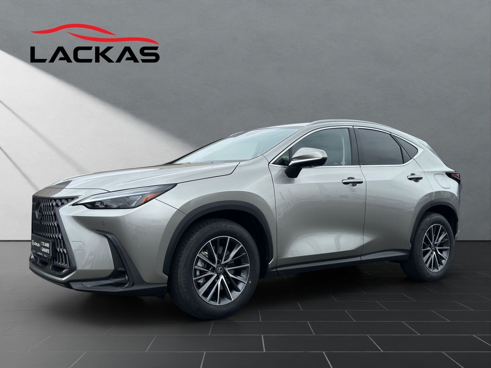 Lexus NX 450h + Business 4x4+SITZBELÜF.+SHZ hinten+360