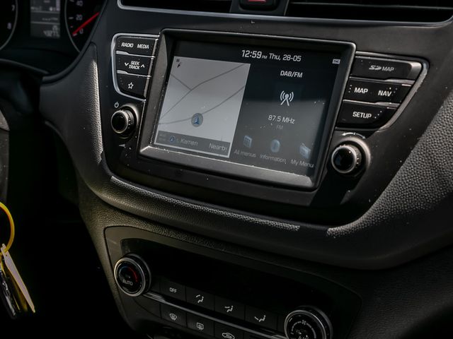 Hyundai i20 YES! Plus Navi Kamera Spurhalteassistent
