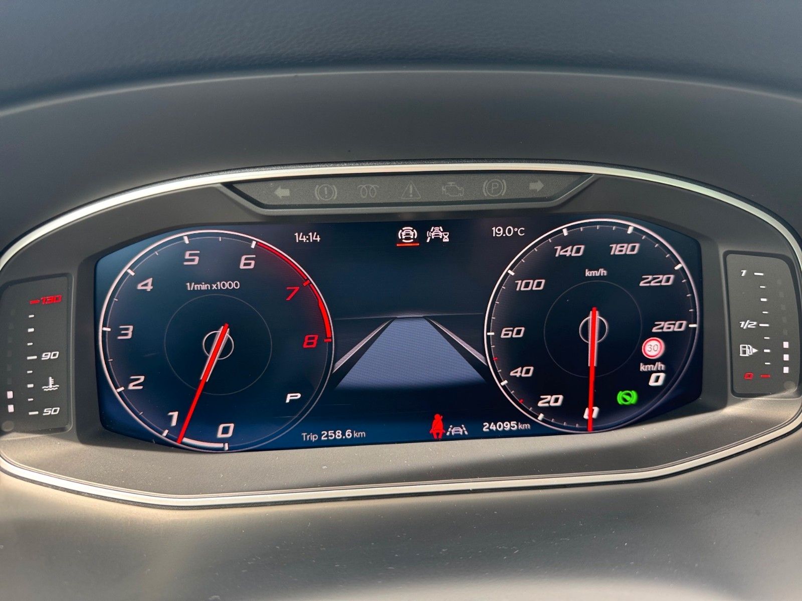 Fahrzeugabbildung SEAT Ateca Xperience 1.5 TSI