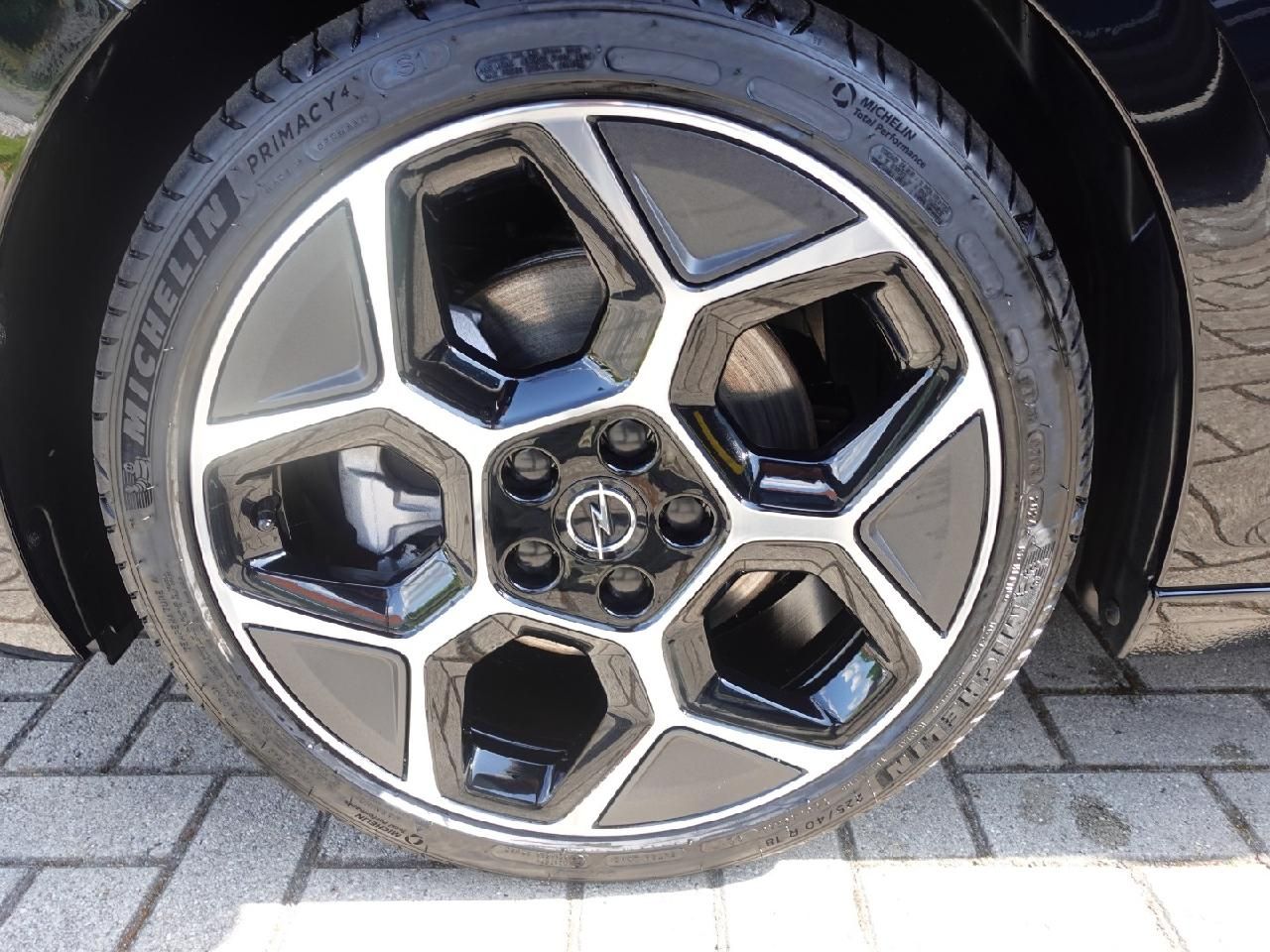 Fahrzeugabbildung Opel Astra L Sports Tourer 1,2 Ultimate Automatik