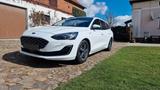 Ford Focus 1,5 EcoBoost 134kW Vignale Turnier Vignale - Ford Focus mit Benzin-Antrieb: Standheizung