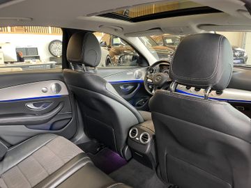 Mercedes-Benz E 350d *LED*KAMERA*NAVI*PDC*BURMESTER*CARPLAY*