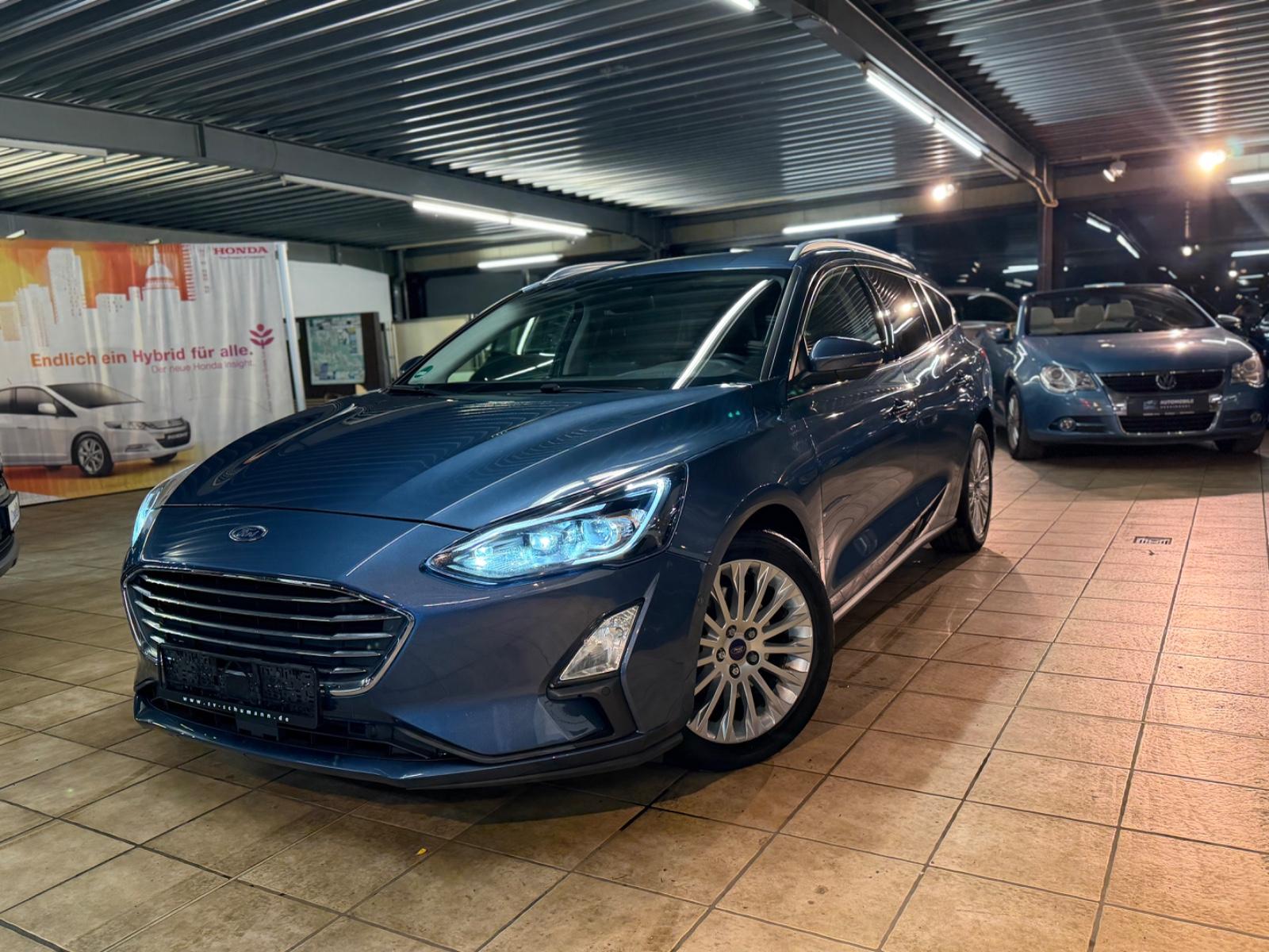 Ford Focus  Titanium*1Hd*Automatik*B&O*R-Cam*