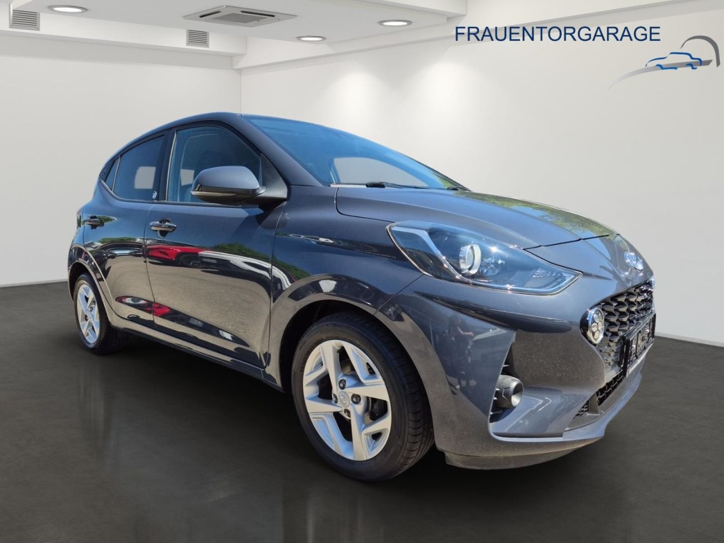 Fahrzeugabbildung Hyundai i10 Edition 30 ACC Apple CarPlay Android Auto DA
