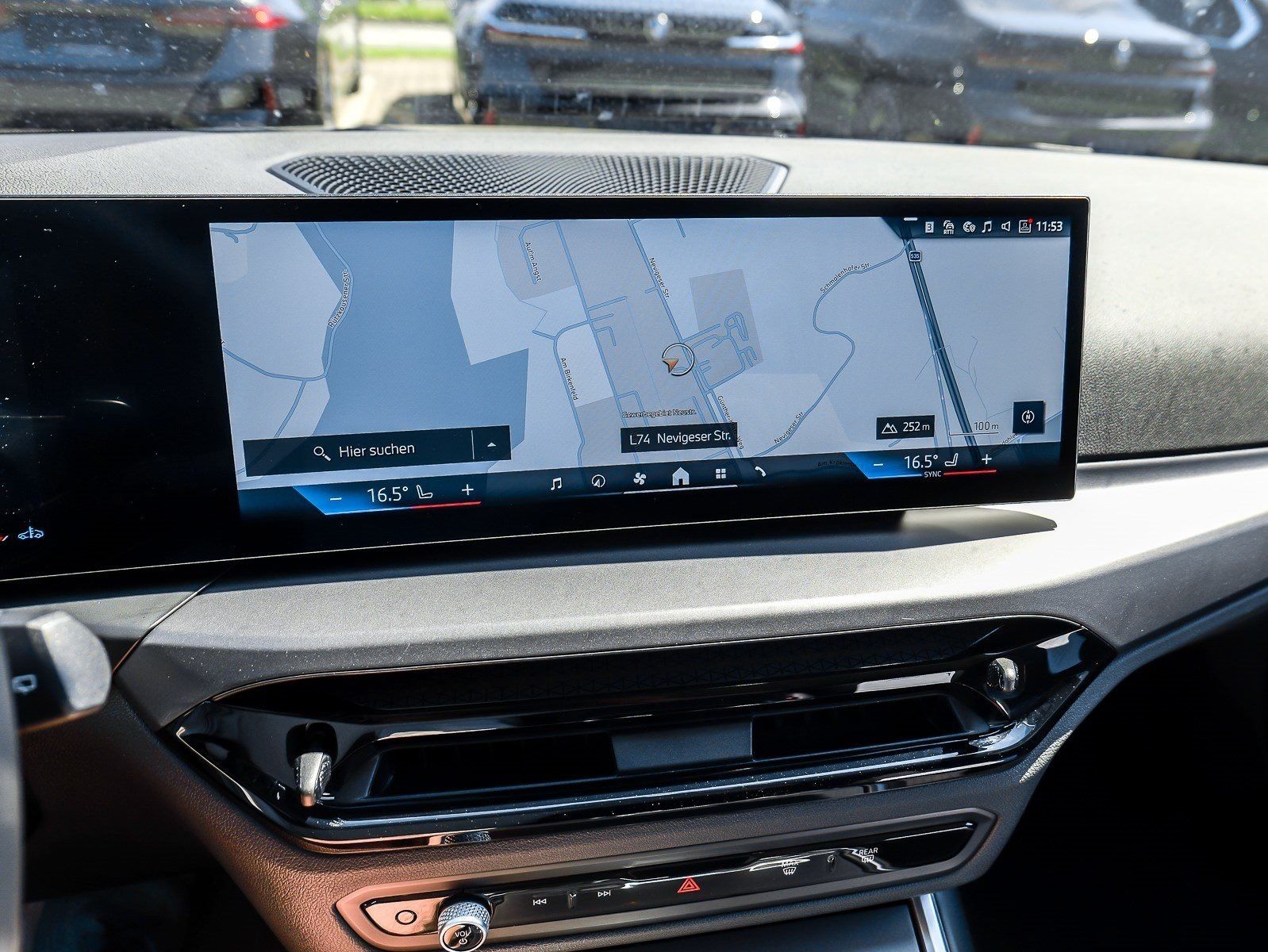 BMW 318i Touring RFK NAVI LED PDC V+H DAB Parkass. foto 12